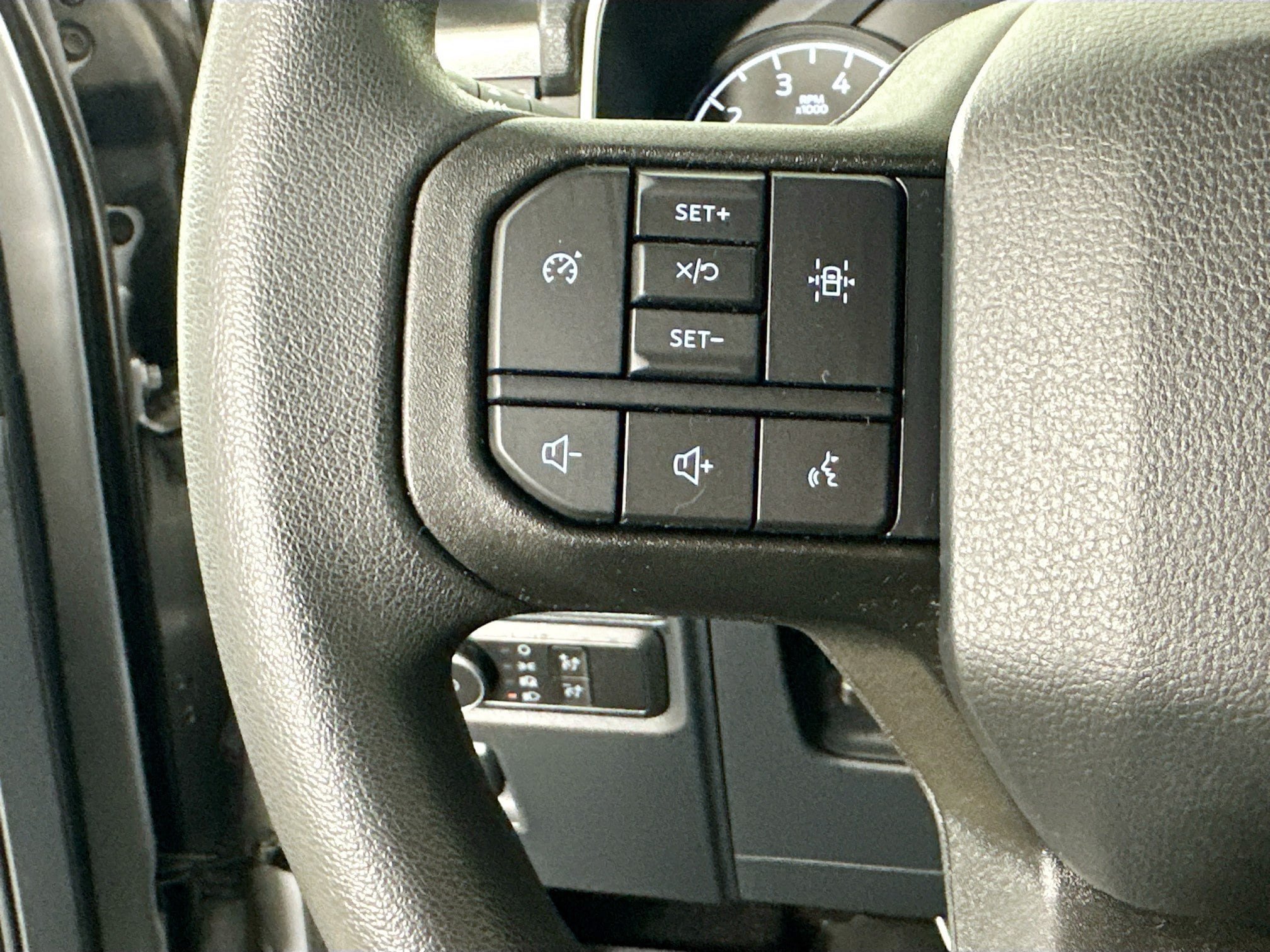 Used 2022 Ford F150 XL w/ STX Appearance Package AWD/4WD image 13
