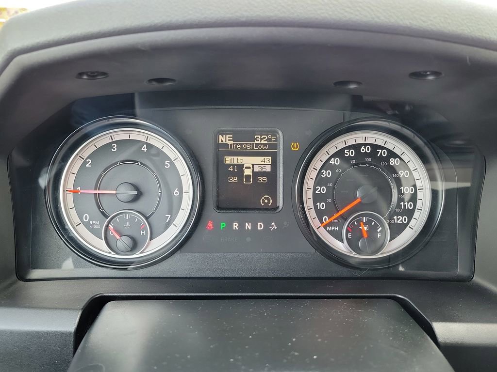 Used 2017 RAM 1500 Classic SLT image 13