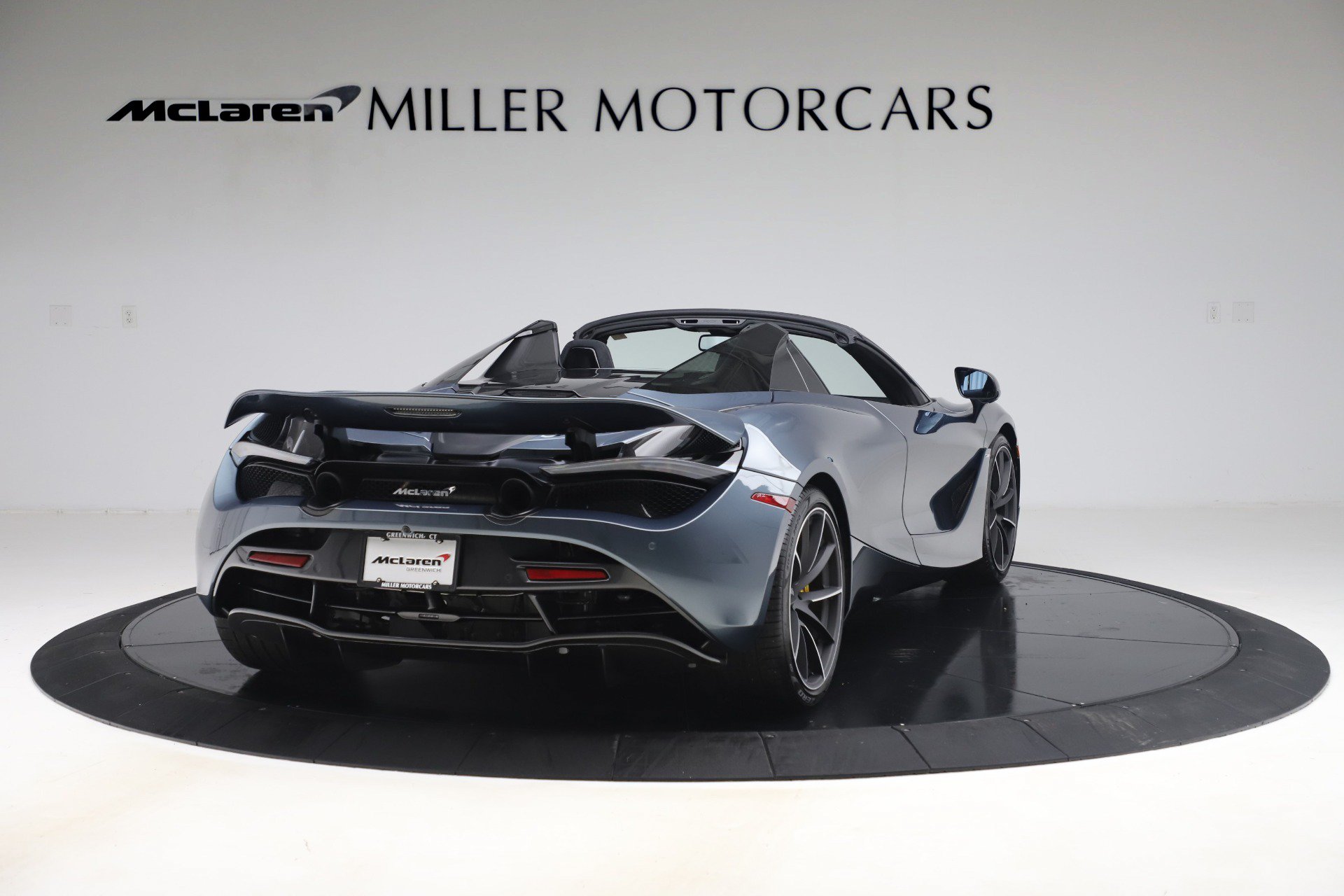 Used 2020 McLaren 720S Spider RWD image 7