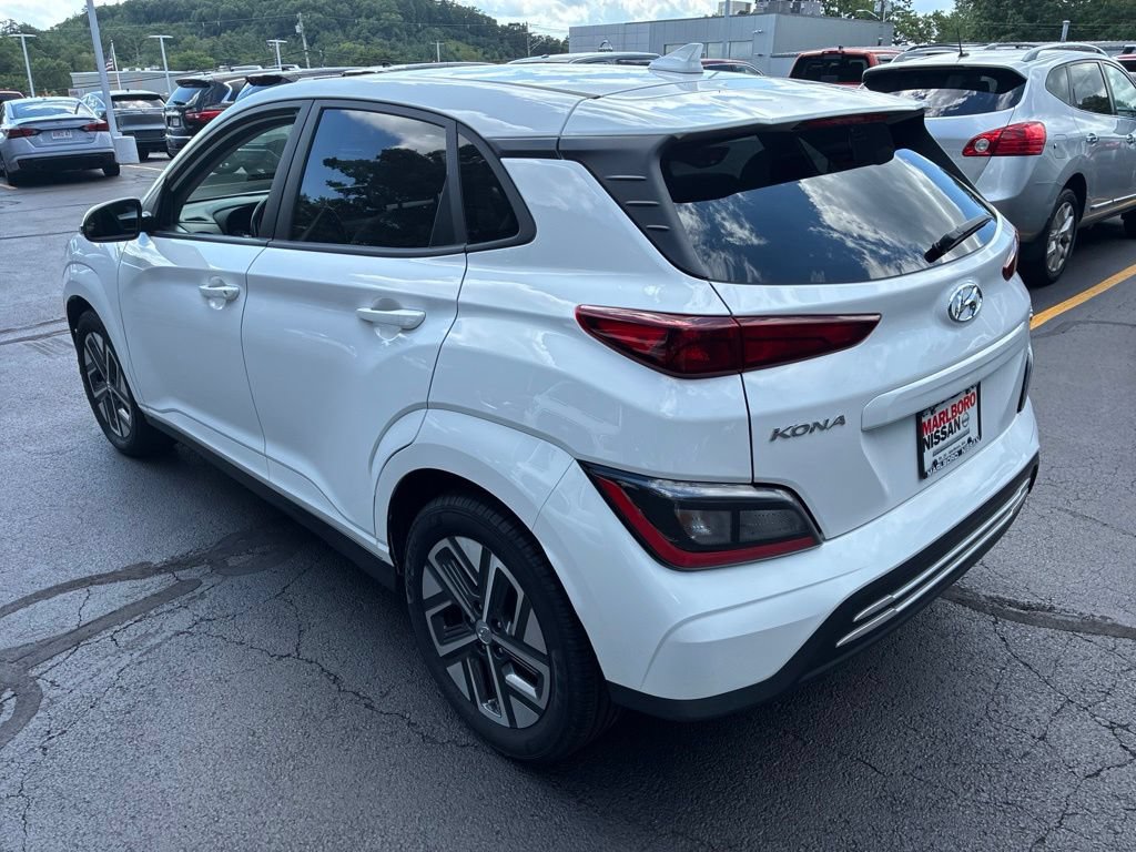 Used 2023 Hyundai Kona SEL FWD image 5