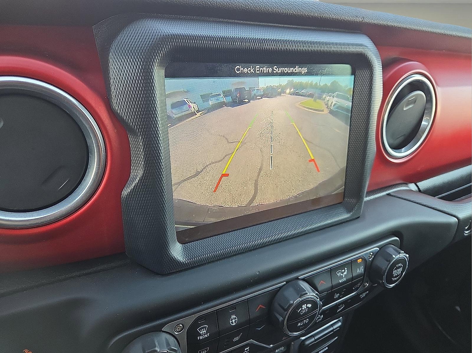 Used 2018 Jeep Wrangler Unlimited Rubicon image 17