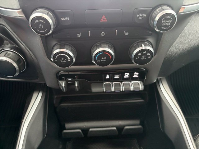 Used 2024 RAM 1500 Big Horn AWD/4WD image 30