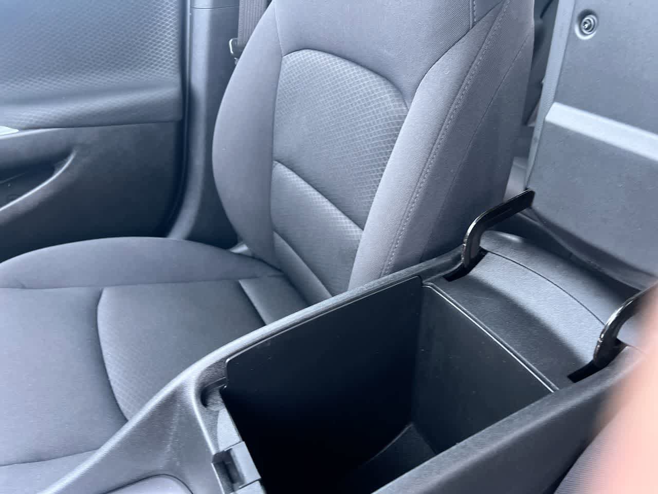 Used 2023 Chevrolet Malibu LT FWD image 21