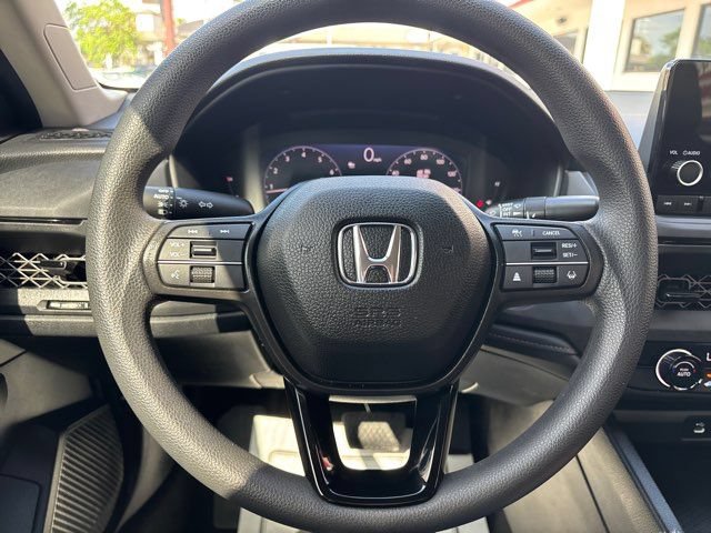 Used 2025 Honda Accord LX image 22