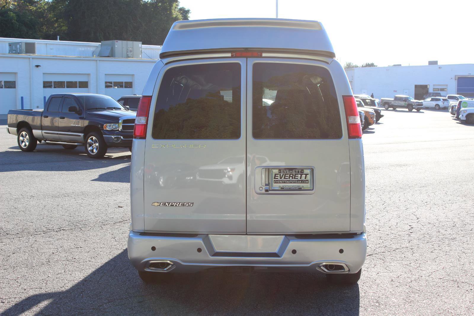 New 2025 Chevrolet Express 2500 RWD 2500 155 w/ Driver Convenience Package image 6