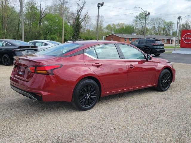 New 2026 Nissan Altima 2.5 SV FWD image 3
