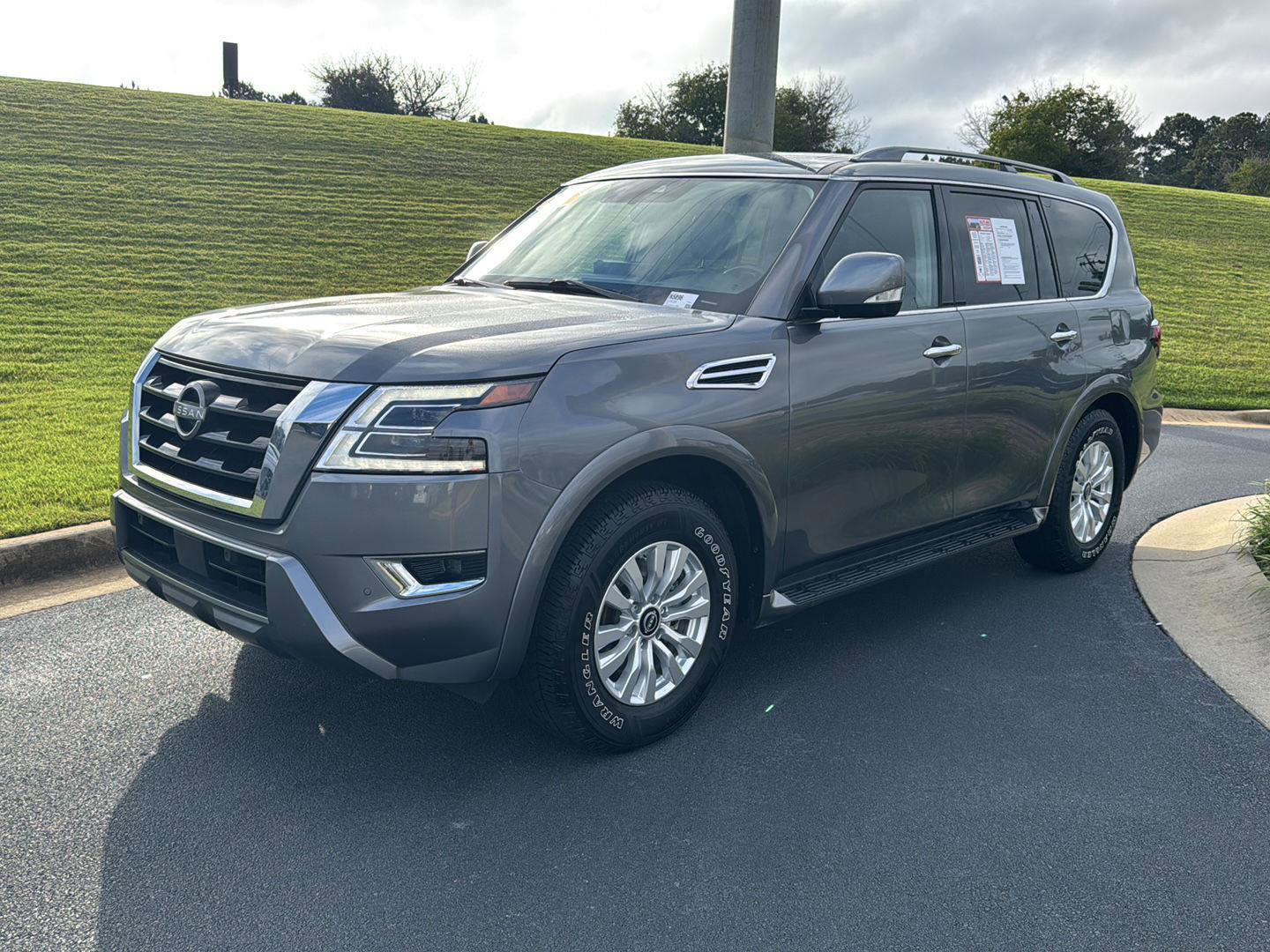Used 2023 Nissan Armada SV