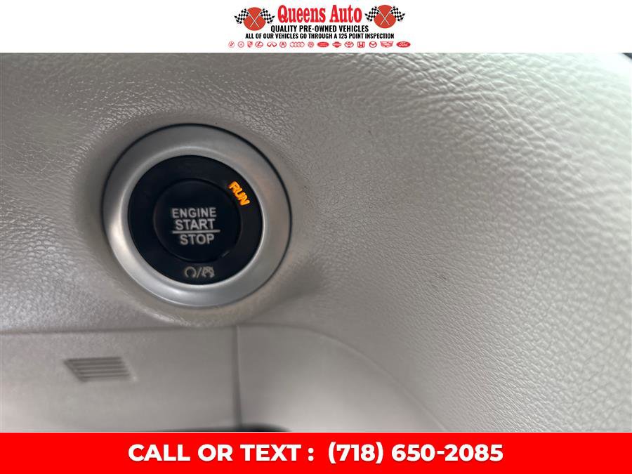 Used 2019 Chrysler Pacifica Touring-L image 40