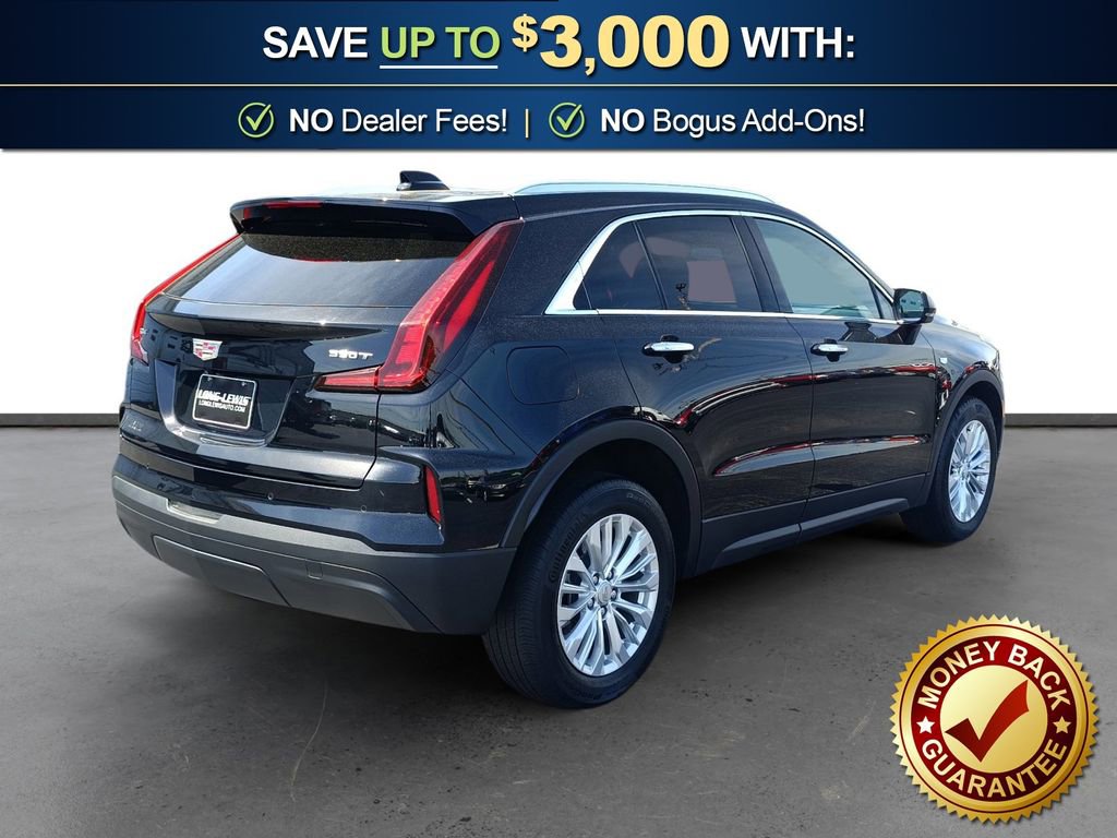 Used 2024 Cadillac XT4 Luxury w/ Cold Weather Package FWD image 7