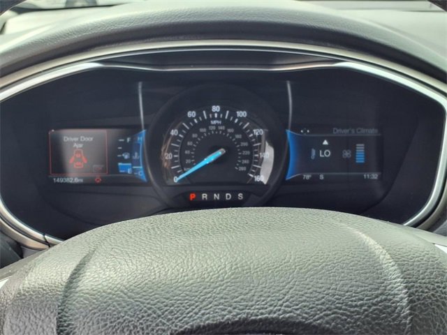 Used 2015 Ford Fusion SE w/ Equipment Group 202A image 11