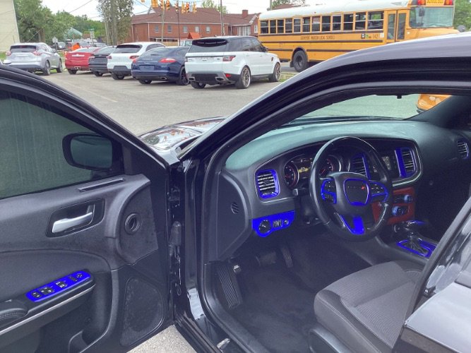 Used 2016 Dodge Charger SE w/ Popular Equipment Group image 5