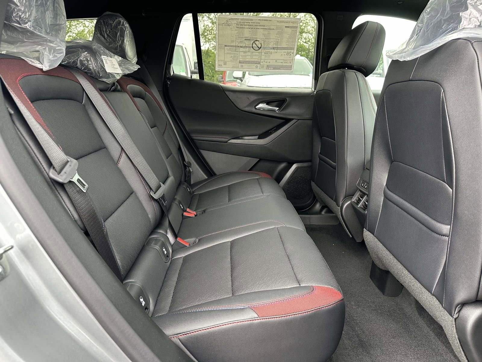 New 2026 Chevrolet Equinox RS AWD/4WD image 24