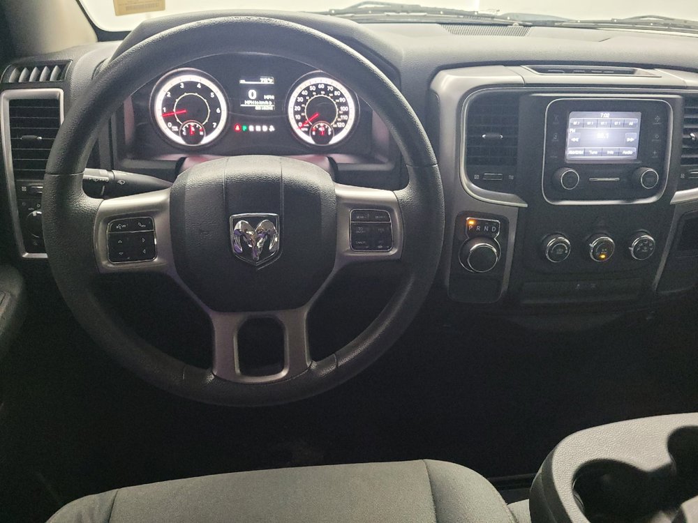 Used 2021 RAM 1500 Classic SLT RWD image 22