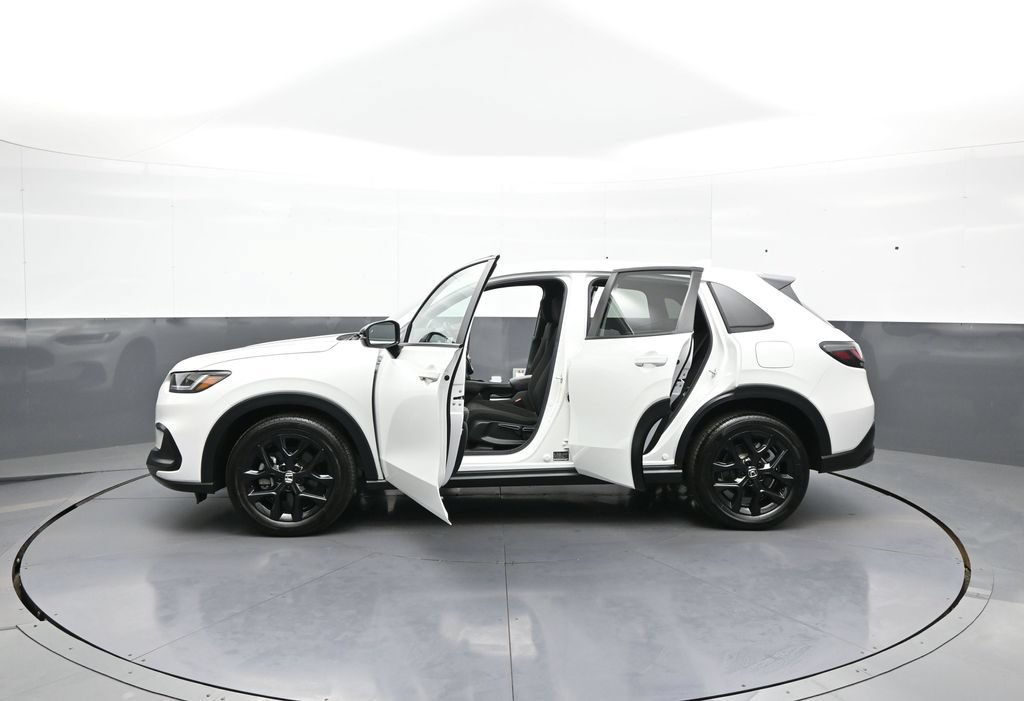 Certified 2024 Honda HR-V Sport image 42