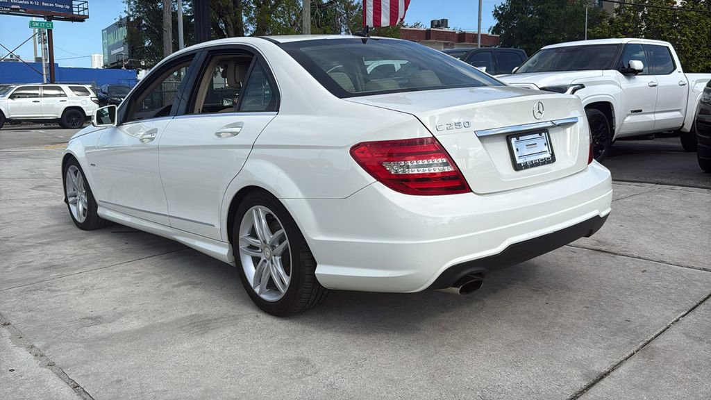 Used 2012 Mercedes-Benz C 250 Sedan image 12