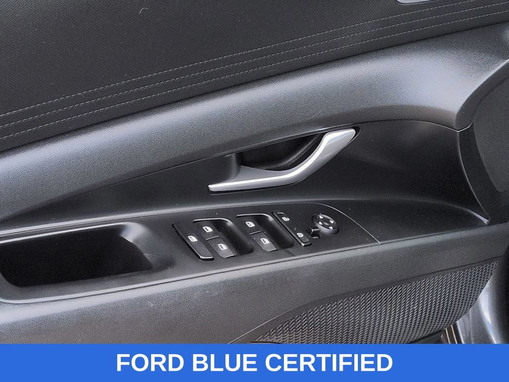 Used 2023 Hyundai Elantra SEL FWD image 10