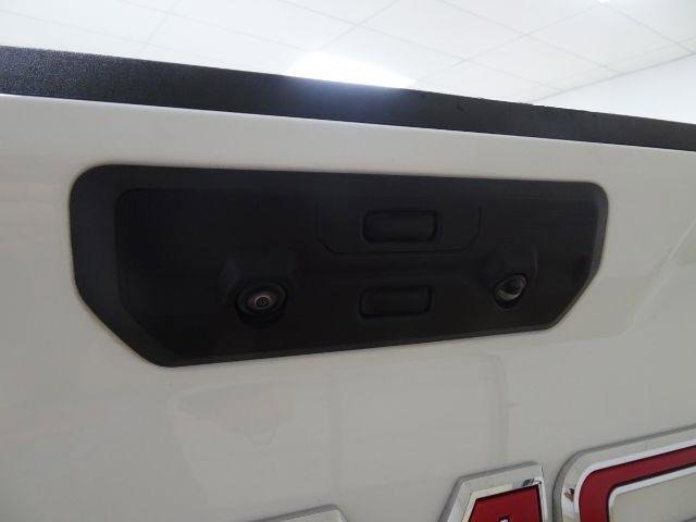 Used 2024 GMC Sierra 1500 SLE image 13