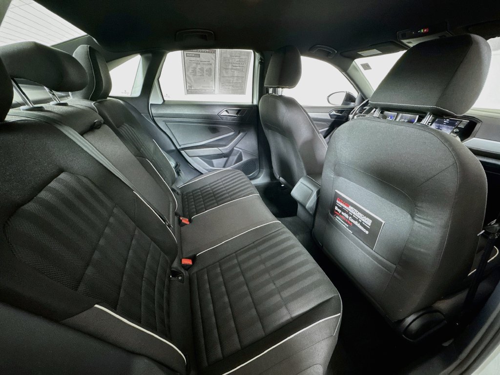 Used 2024 Volkswagen Jetta Sport FWD image 24