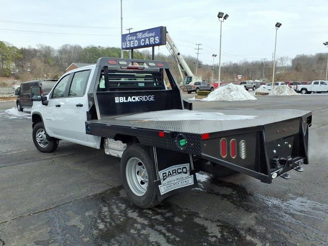 Used 2025 Chevrolet Silverado 3500 W/T image 15