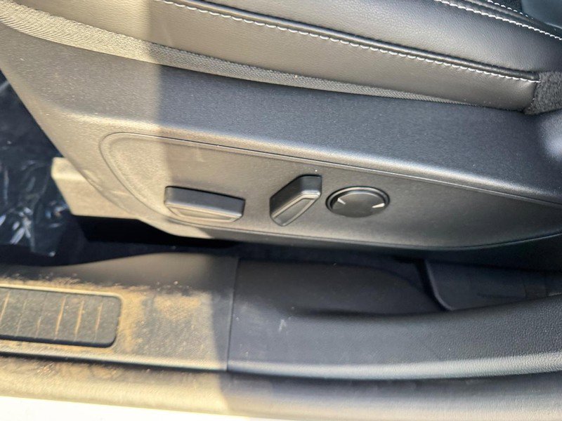 New 2026 Ford Escape Platinum image 18