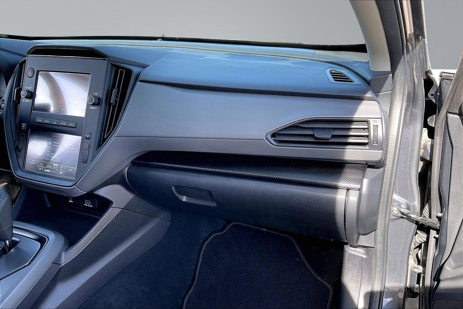 Certified 2024 Subaru Crosstrek 2.0i image 15