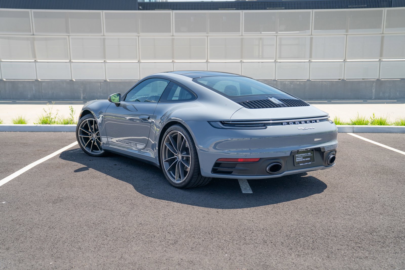 Certified 2024 Porsche 911 Carrera RWD image 3