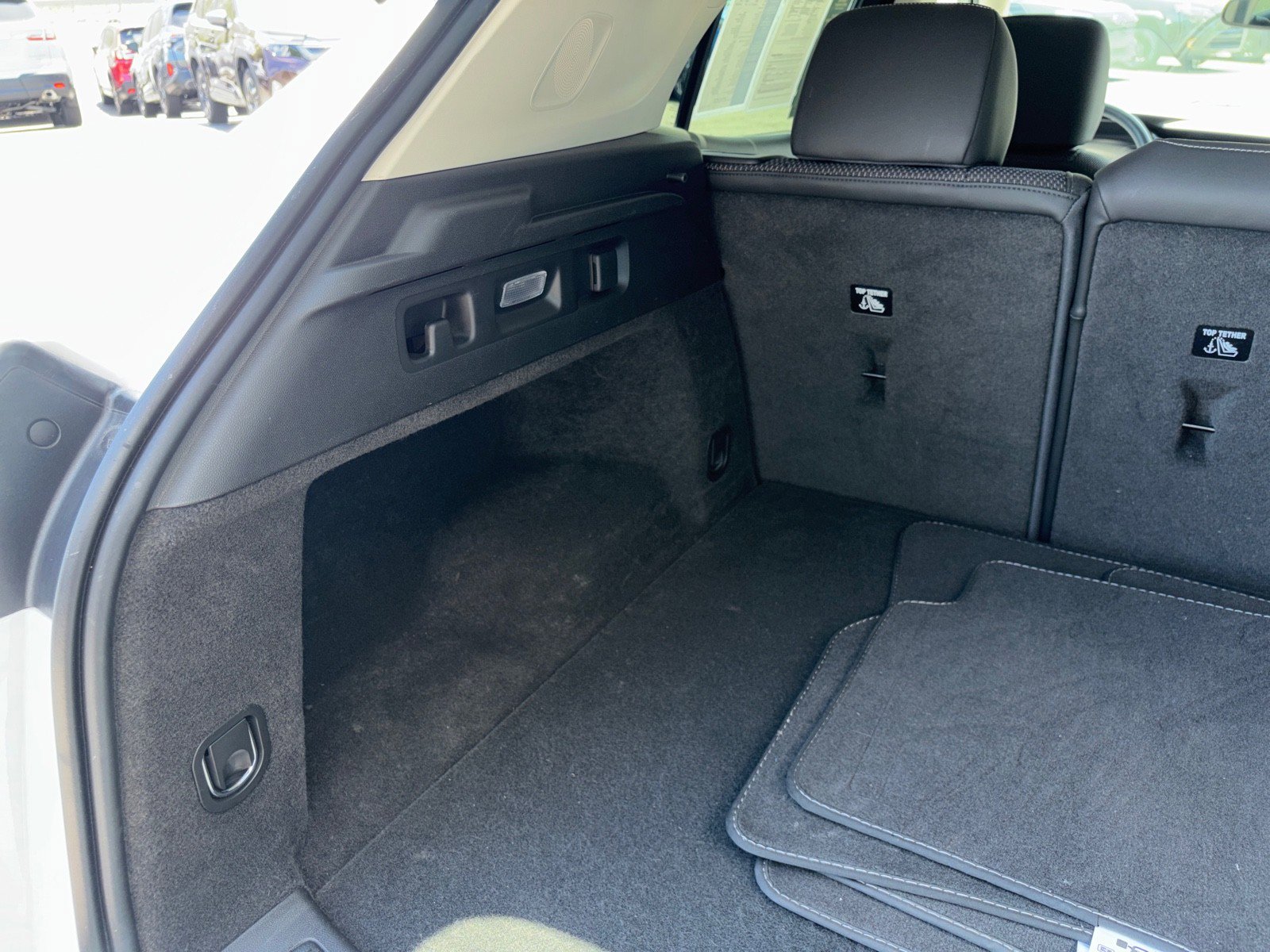 Certified 2022 Buick Envision Preferred FWD image 51