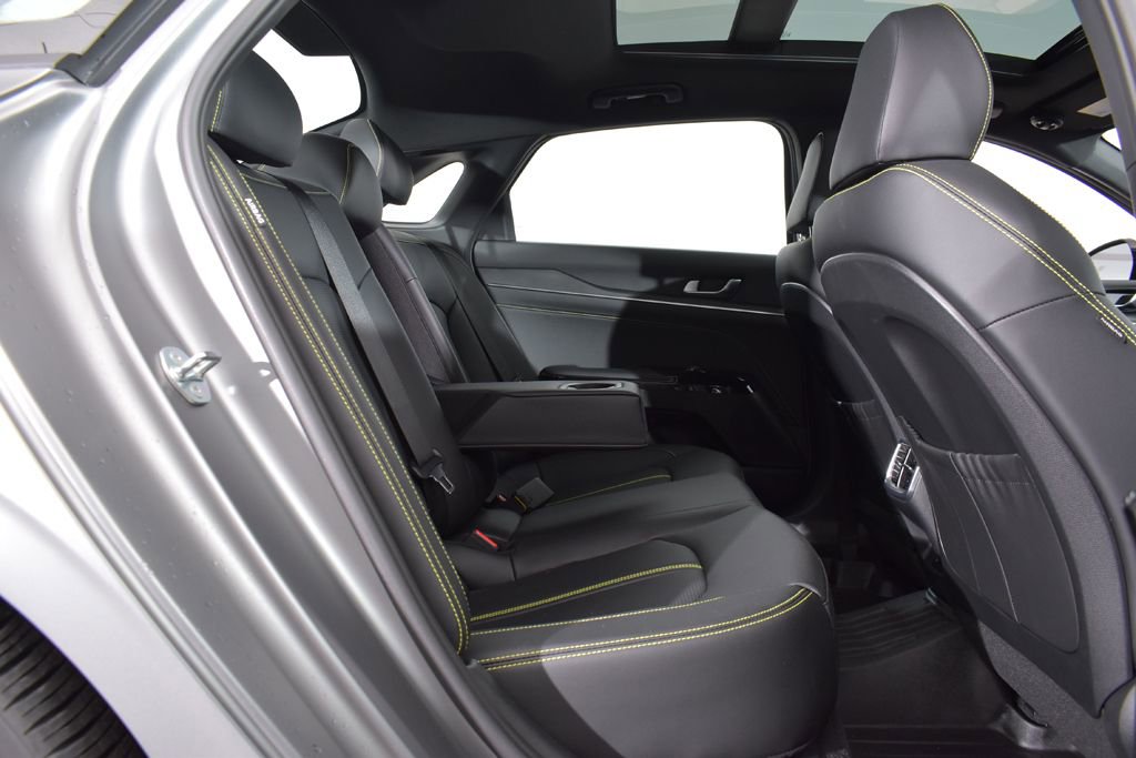 Used 2025 Kia K5 GT w/ GT1 Package image 20