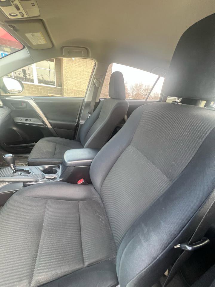 Used 2015 Toyota RAV4 LE AWD/4WD image 12