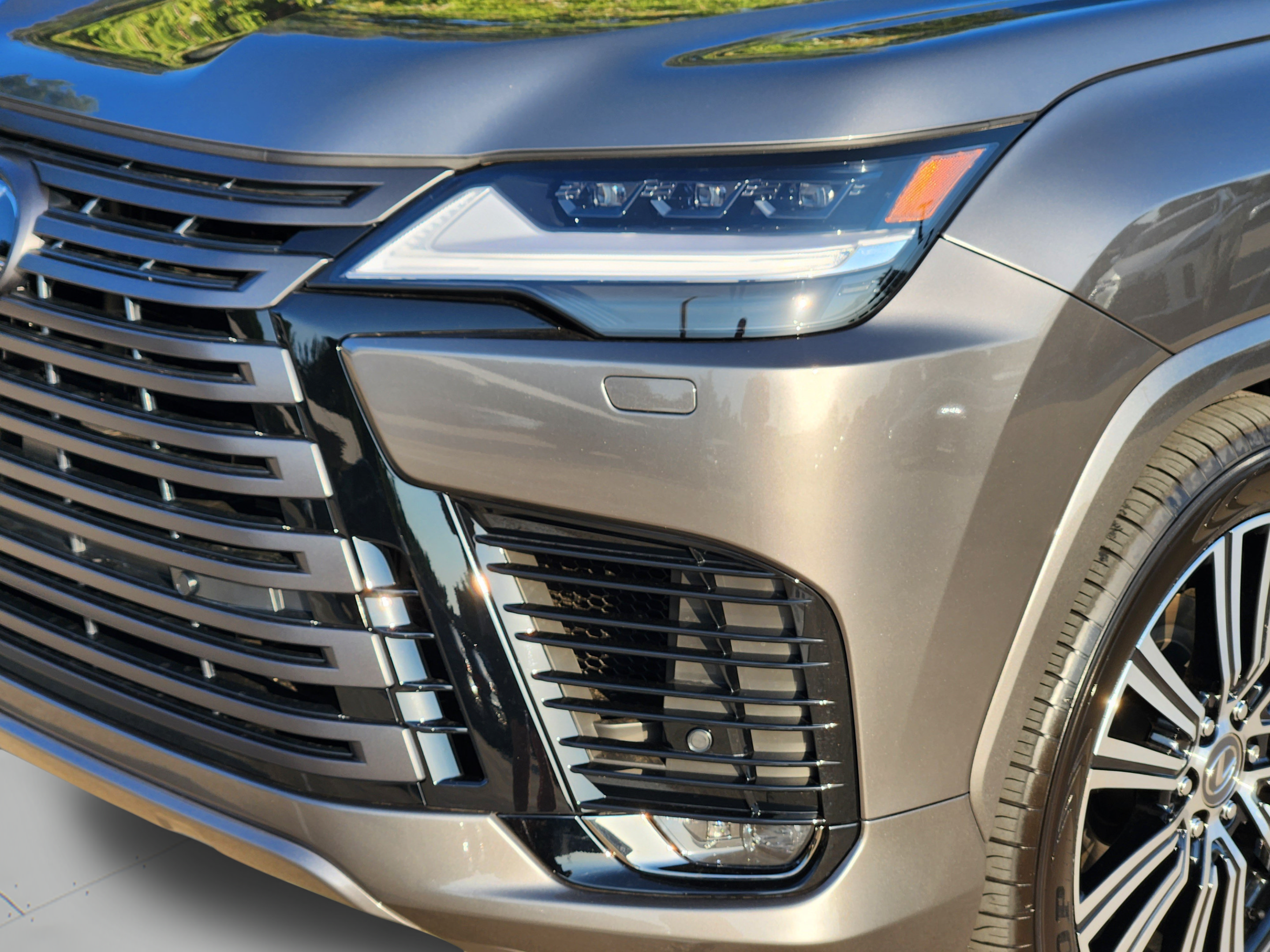 New 2026 Lexus LX 600 4WD w/ Appearance Package image 23