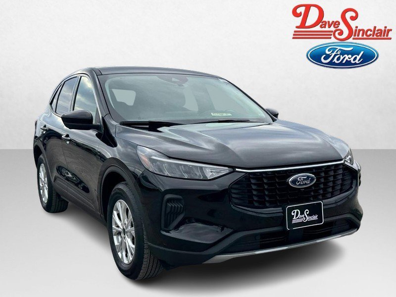 Used 2023 Ford Escape Active w/ Tech Pack #2 AWD/4WD image 4