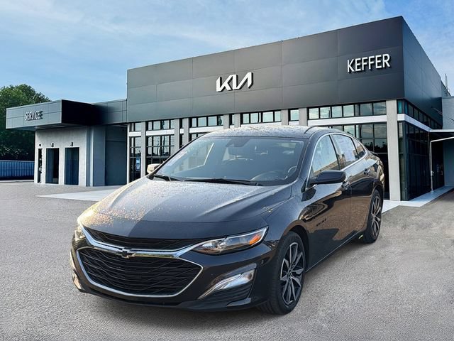 Used 2023 Chevrolet Malibu RS FWD image 1