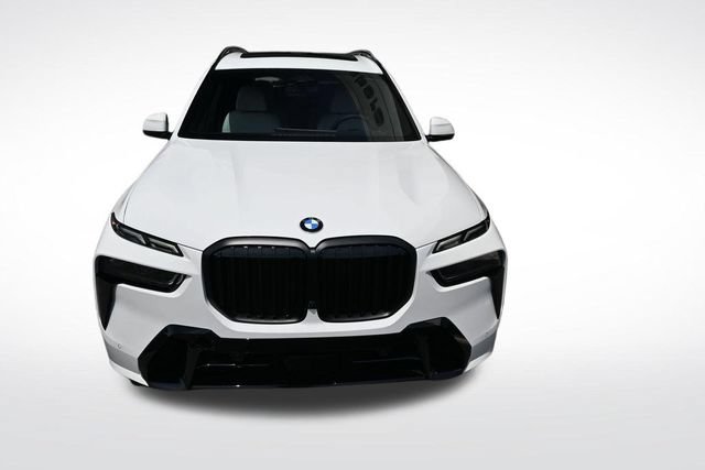 New 2027 BMW X7 xDrive40i w/ M Sport Package AWD/4WD image 4