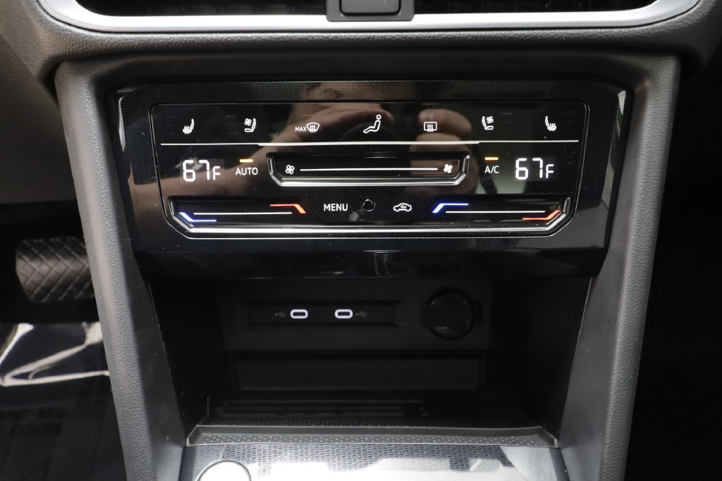 New 2027 Volkswagen Taos SEL AWD/4WD image 13