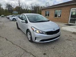 Used 2017 Kia Forte LX FWD image 3