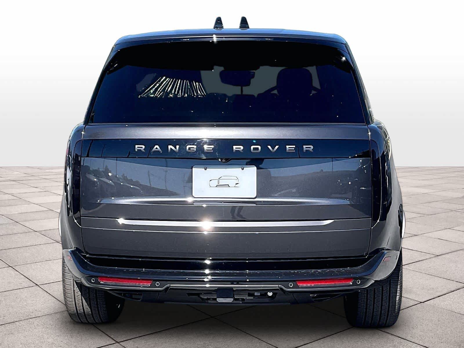 New 2026 Land Rover Range Rover Long Wheelbase SE AWD/4WD image 6