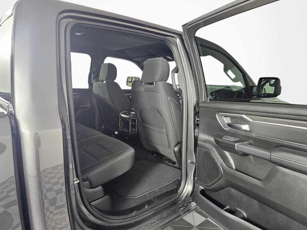 New 2026 RAM 1500 Big Horn w/ Sport Appearance Package AWD/4WD image 36
