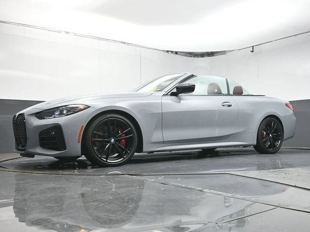 Used 2023 BMW M440i Convertible w/ Premium Package RWD image 32