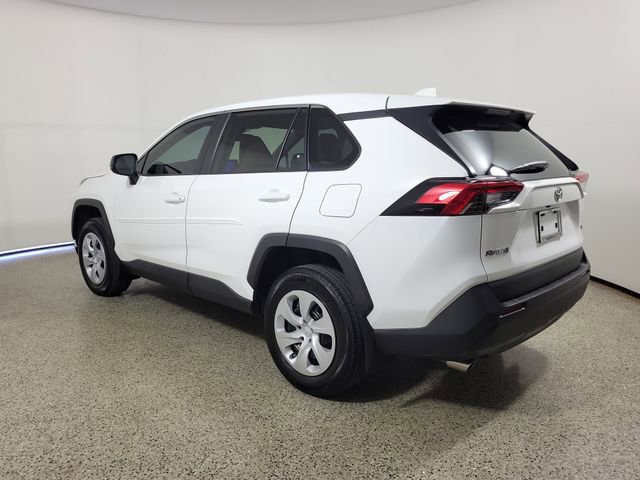 Used 2024 Toyota RAV4 LE image 7