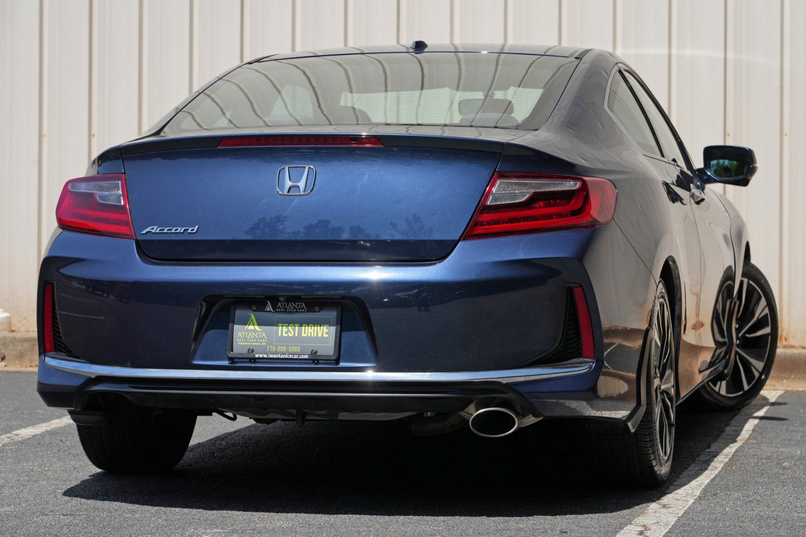 Used 2017 Honda Accord EX image 4