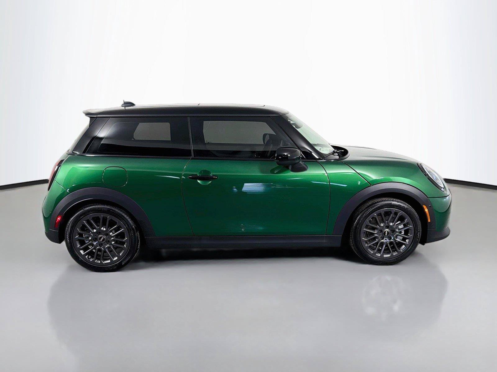 New 2026 MINI Cooper S FWD image 4