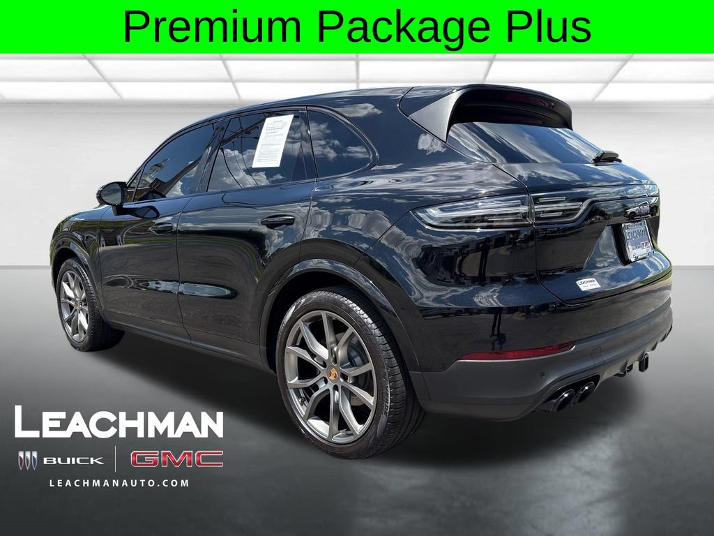 Used 2023 Porsche Cayenne Platinum Edition AWD/4WD image 6