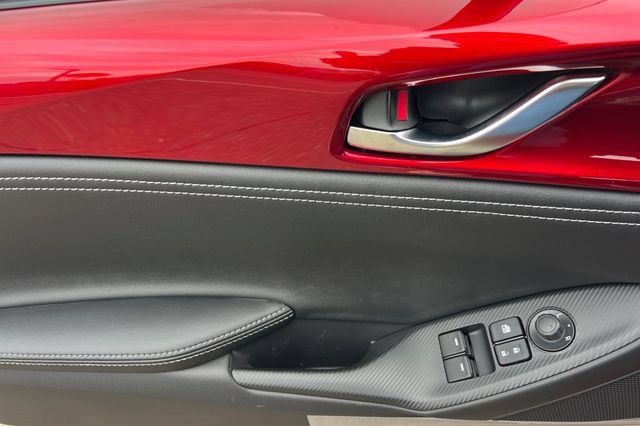 New 2026 MAZDA MX-5 Miata Club RWD image 12