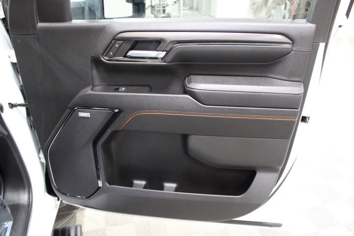 Used 2024 GMC Sierra 2500 AT4 w/ AT4 Premium Plus Package image 25
