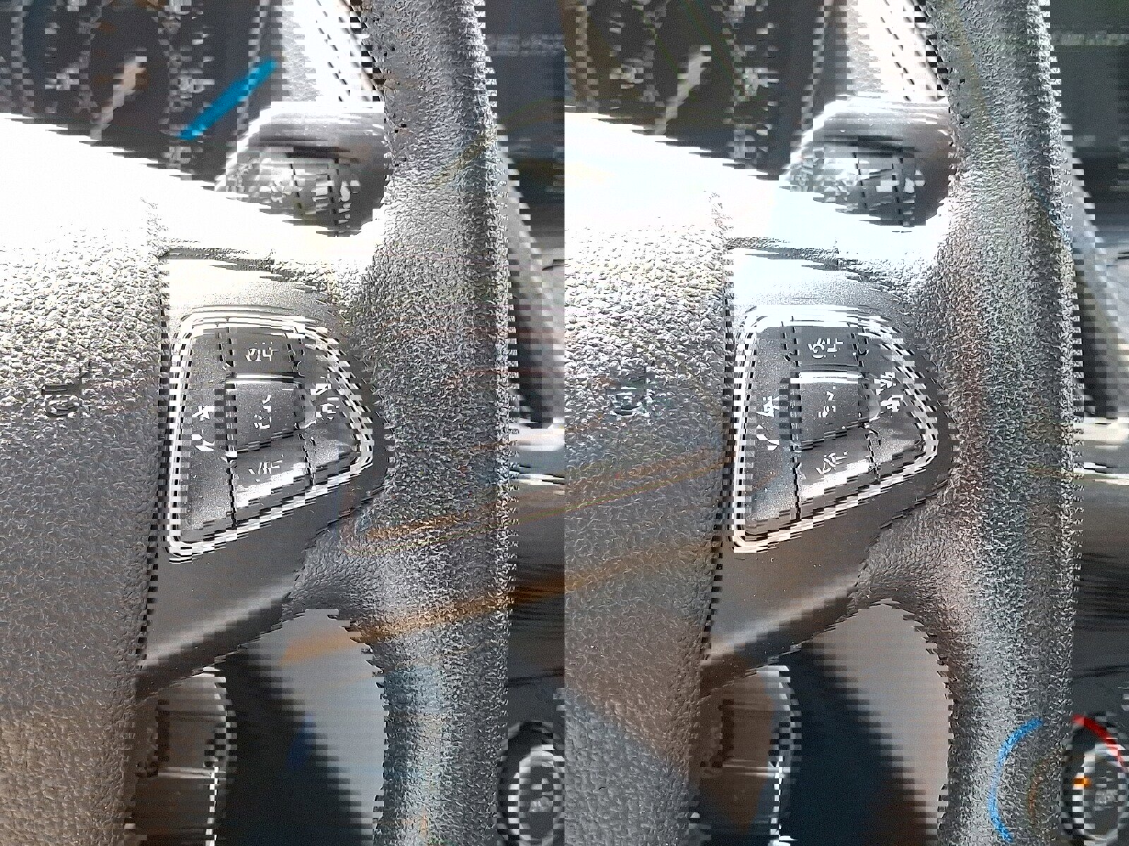 Used 2018 Ford Escape SEL AWD/4WD image 23