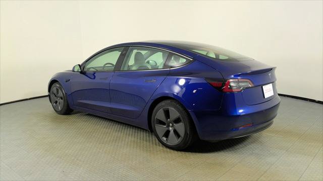 Used 2021 Tesla Model 3 Standard Range Plus RWD image 4