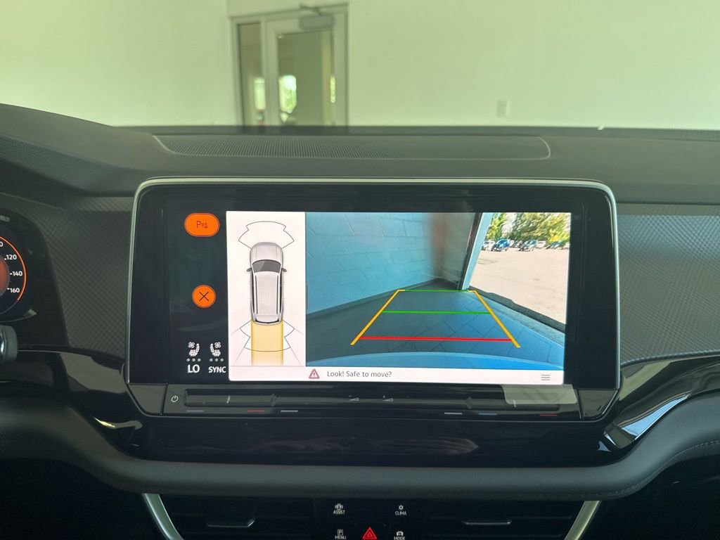 New 2026 Volkswagen Atlas Peak Edition image 22