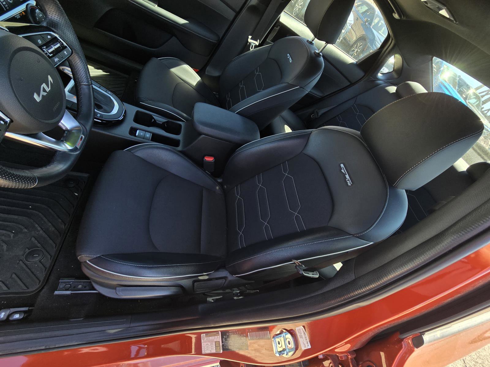 Used 2023 Kia Forte GT-Line w/ GT-Line Premium Package image 11