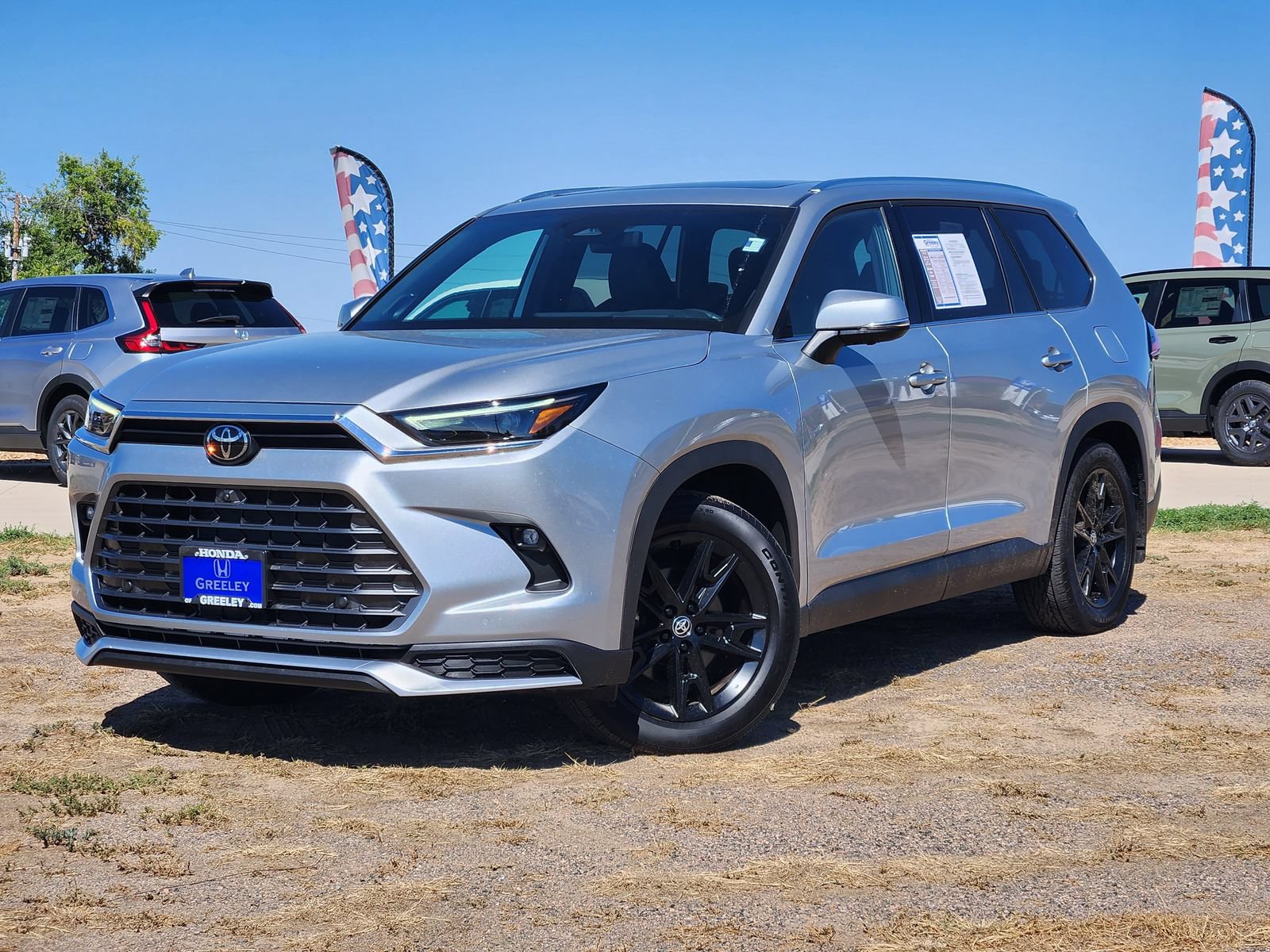 Used 2024 Toyota Grand Highlander AWD Hybrid image 2