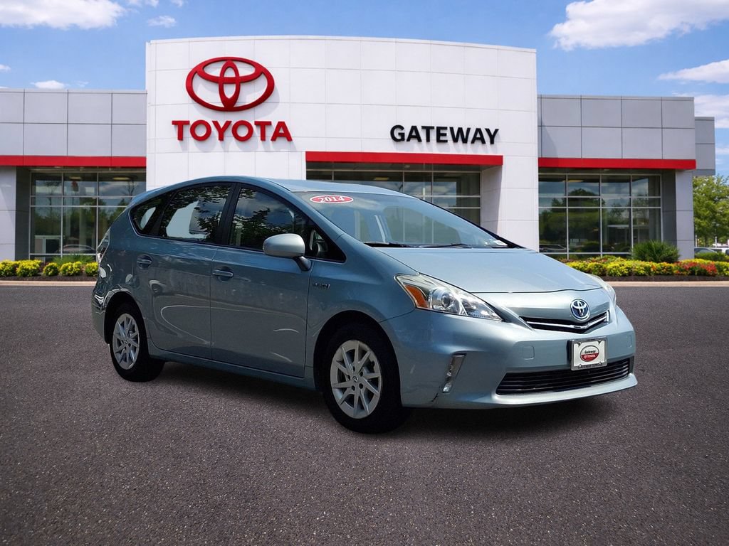 Used 2014 Toyota Prius V Three FWD image 3